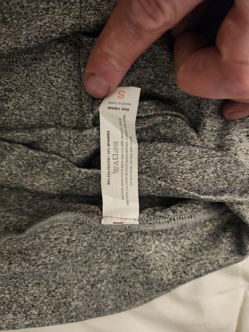 YMI Performance Heather Gray Biker Shorts Size S NWT Pockets - Picture 5 of 10